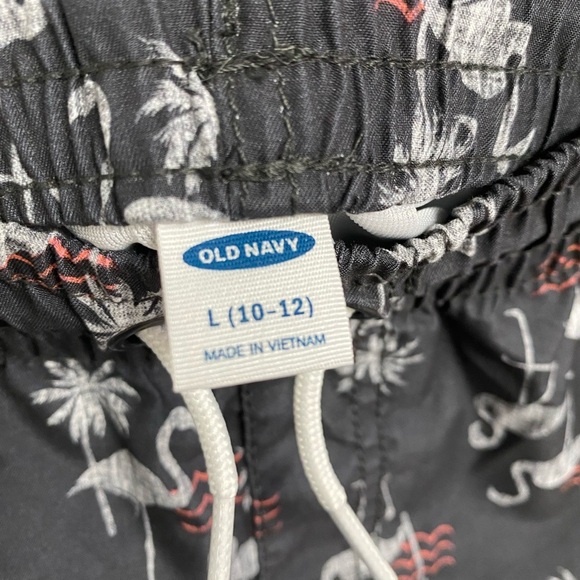 Boys Old Navy Swim trunks Size 10-12 - Picture 3 of 3